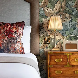 4* Locanda The Bear